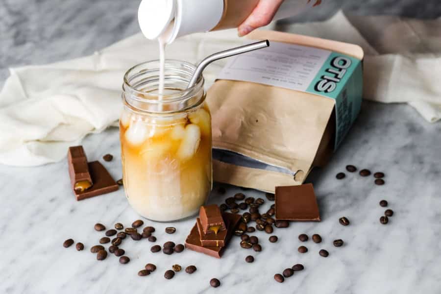 Plant-based coffe creamer.