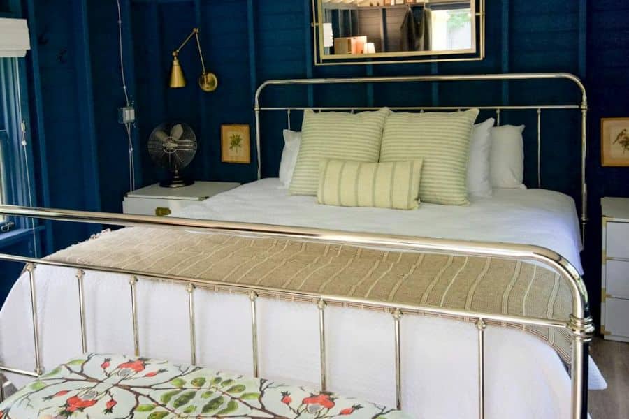 Characteristics of a Minimalistic Bed Frame Ideas for Small Rooms