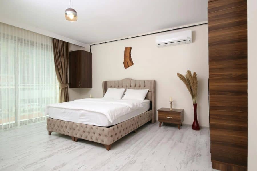 Characteristics of a Minimalistic Upholstered Bed Frame Ideas King